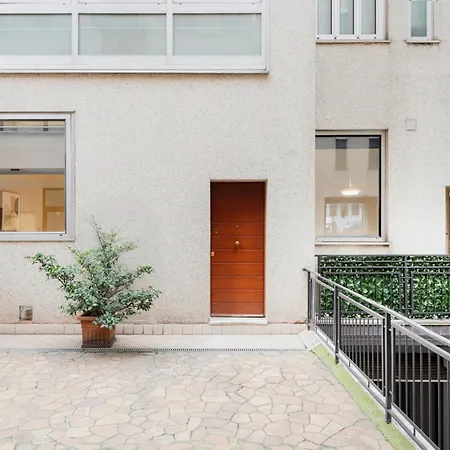 Relstay - Montenapoleone Mailand Exterior foto